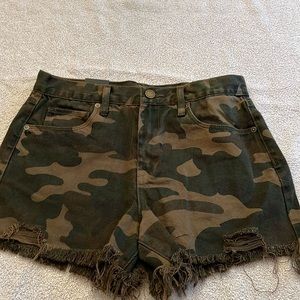 Camo THE BARROW Vintage high waist shorts